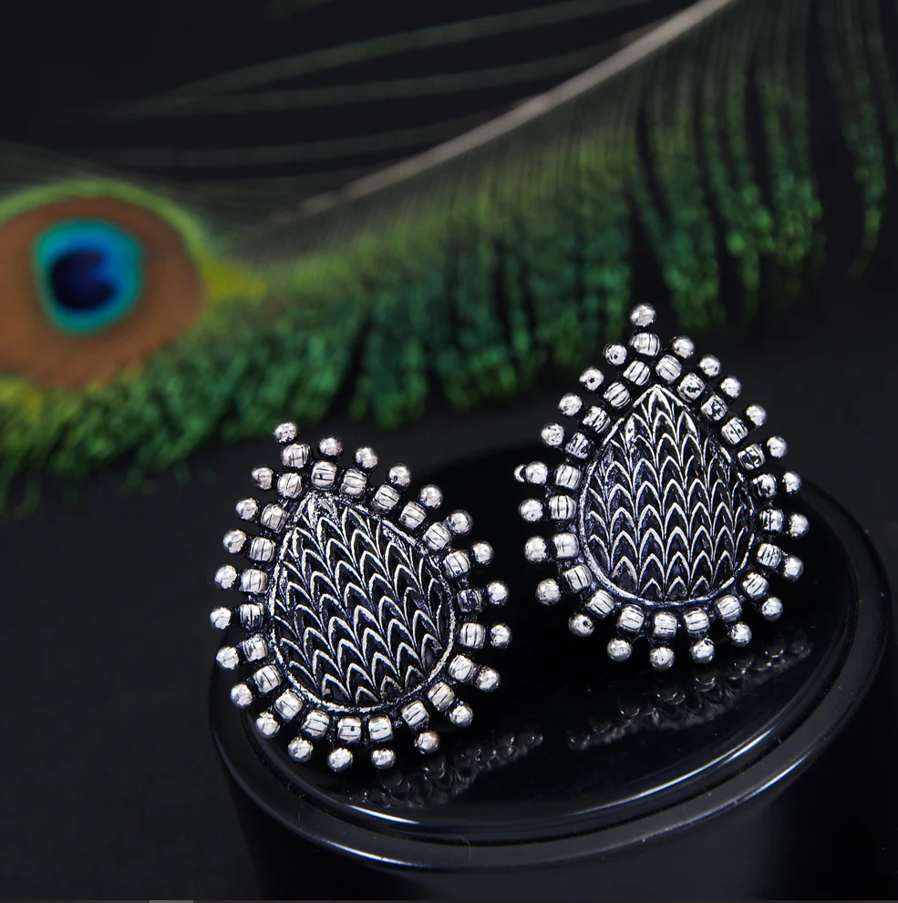 Silver Feather-Etched Teardrop Studs - Image 1