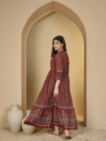 Cotton Calf Length Printed 3/4 Sleeves V-Neck Anarkali Kurta - Image 4